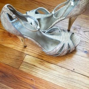 Marciano Real Snakeskin size 7 heels